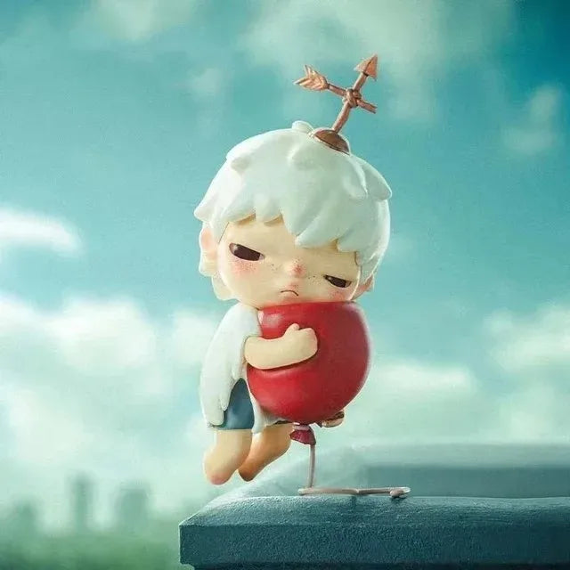 Hirono Mime Float Figurine
