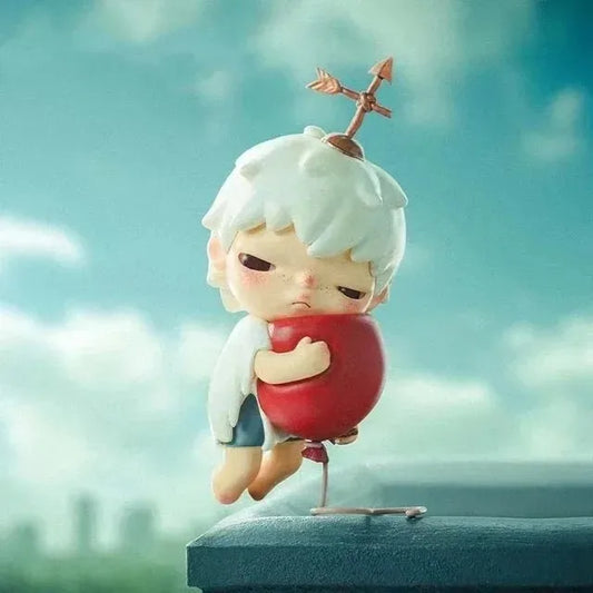 Hirono Mime Float Figurine